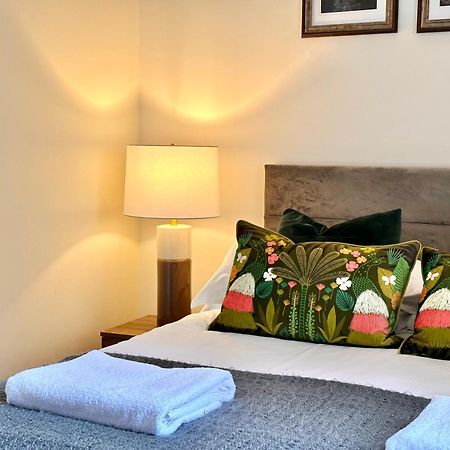 شقة Clifford'S Reach At Bluebridge Court With Free Parking يورك المظهر الخارجي الصورة